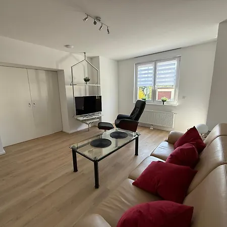Ruhepunkt - Zentral Nahe Bauhaus Und Meisterhaeusern - Mit Gratis Wlan Und Parken Sowie Komplettkueche * Dessau-Rosslau