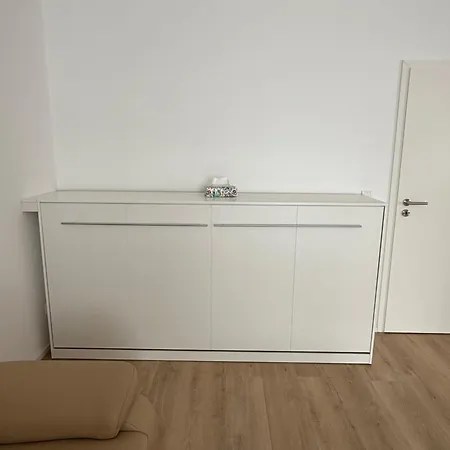 Ruhepunkt - Zentral Nahe Bauhaus Und Meisterhaeusern - Mit Gratis Wlan Und Parken Sowie Komplettkueche 아파트 Dessau-Rosslau