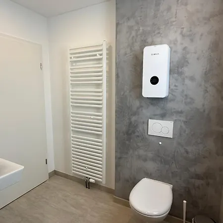 Ruhepunkt - Zentral Nahe Bauhaus Und Meisterhaeusern - Mit Gratis Wlan Und Parken Sowie Komplettkueche Dessau-Rosslau