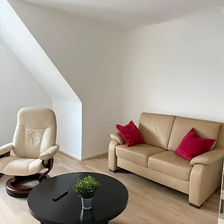 아파트 Ruhepunkt - Zentral Nahe Bauhaus Und Meisterhaeusern - Mit Gratis Wlan Und Parken Sowie Komplettkueche *